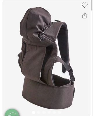 Portabebés ergonómico.