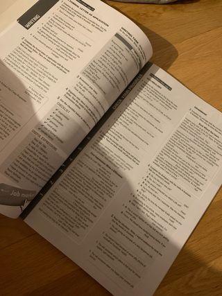 Living english 2º Bachillerato: Workbook