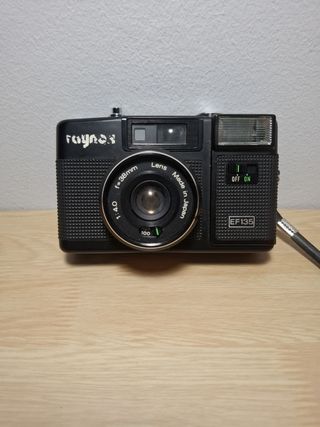 Cámara Raynox EF135 Vintage Negra