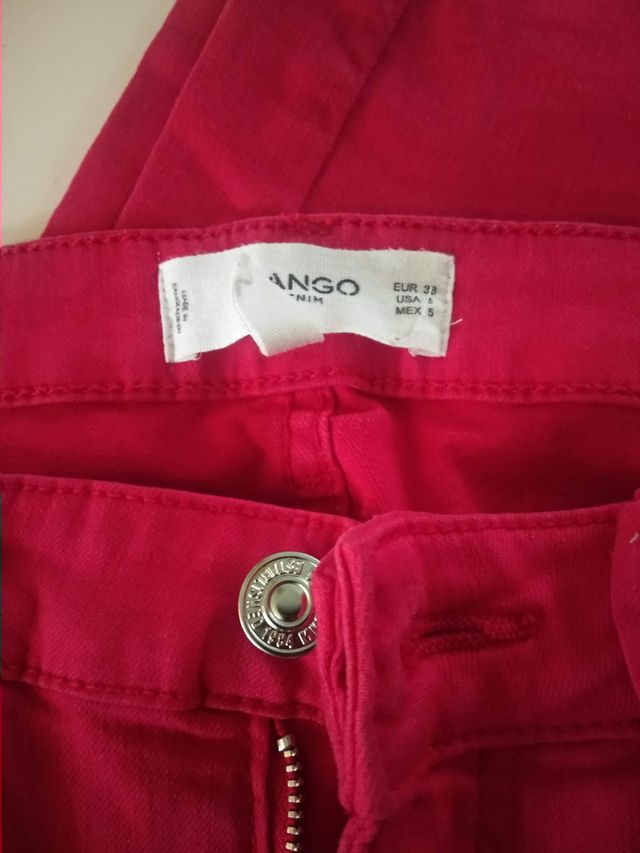 Pantalones rojos talla S