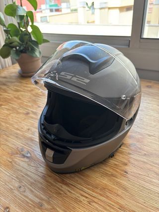 Casco Moto Integral talla M - LS2