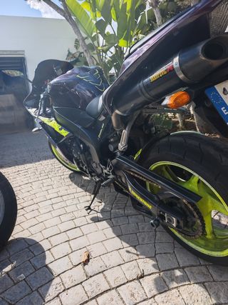 Yamaha R1 1000 cc 196cv Full equip
