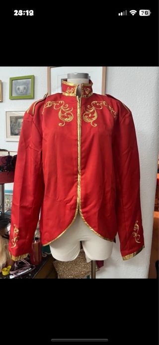 Chaqueta de fiesta dorada y roja