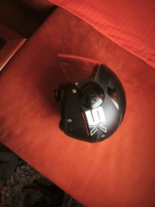 Casco Jet Shark Negro con Visera