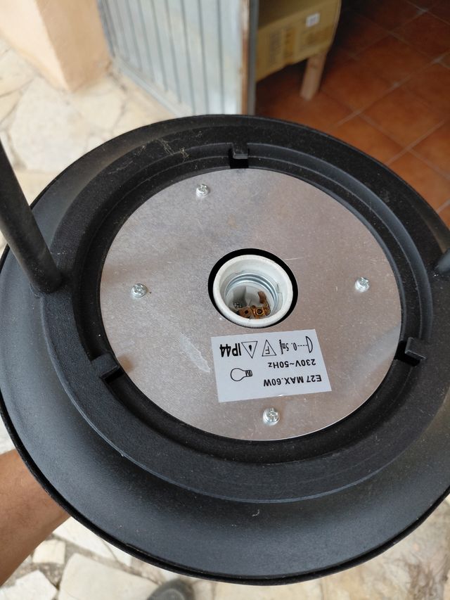 Lampada da parete per esterno nera