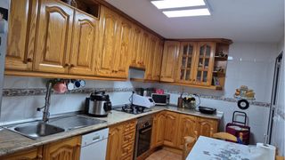 Muebles de cocina madera y cristal