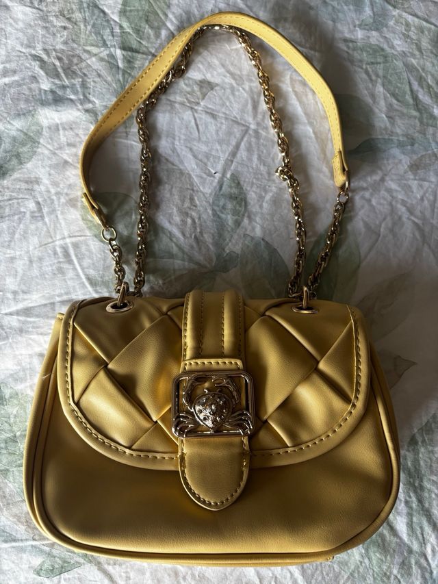 Bolso Topshop amarillo con cadena dorada