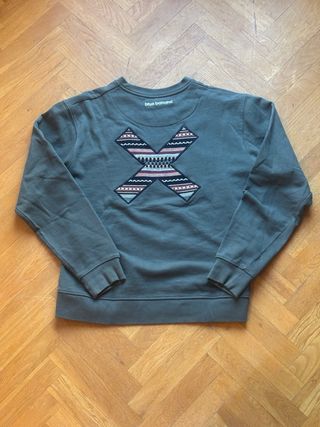 blue banana sudadera verde con bordados