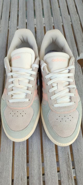 Zapatillas Adidas Beige y Rosa Talla 40