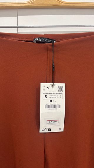 Pantalón fluido Zara