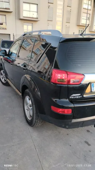 Peugeot 4007 2008