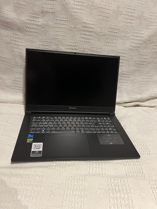 Portátil/Laptop RTX 4070 i7-13700HX 32GB 17.3 FHD
