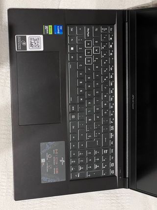 Portátil/Laptop RTX 4070 i7-13700HX 32GB 17.3 FHD