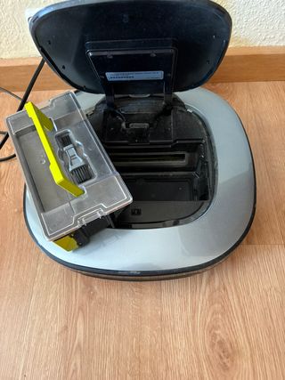Aspiradora Robot LG Hombot con Motor Smart
