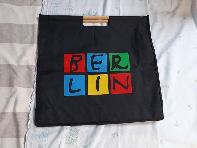 Borsa Berlino souvenir manici legno
