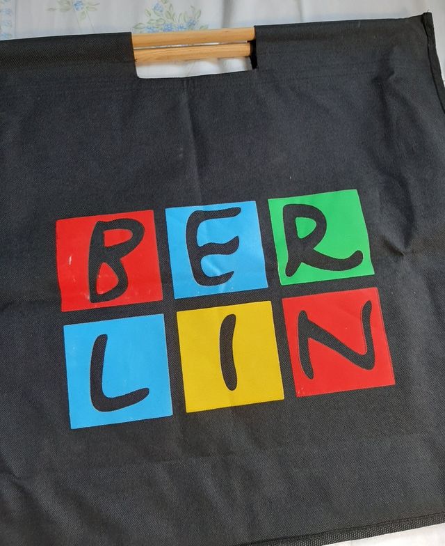 Borsa Berlino souvenir manici legno