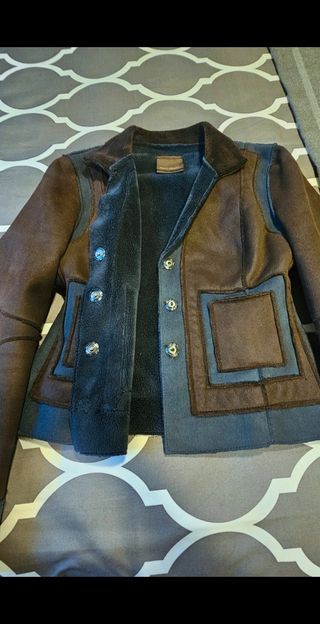 Sofisticada chaqueta t 36/38 efecto piel vuelta