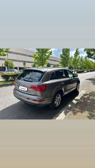 Audi Q7 2011