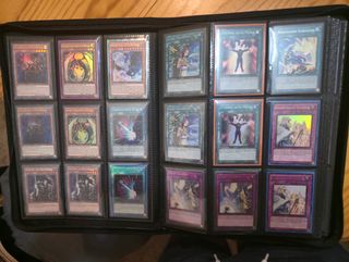 Álbum de cartas Yu-Gi-Oh! Varias rarezas