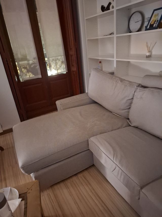 Sofá chaise longue 3 plazas gris y 2 reposacabeza