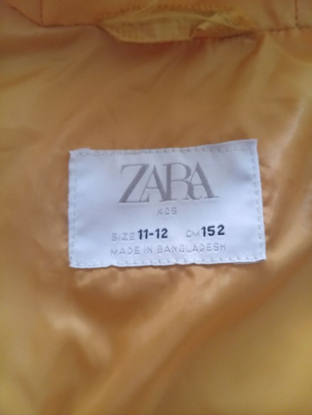 Chaleco acolchado con capucha Zara 11-12 años