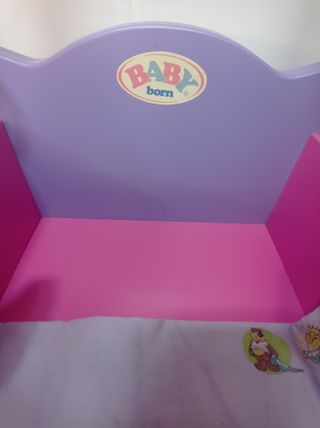 Cuna Baby Born con dosel y accesorios