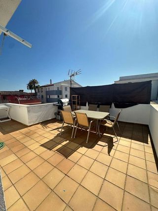 Casa adosada en venta en La Línea de la Concepción ciudad en Línea de la Concepción (La)