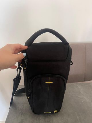 -Cámara Réflex Nikon D5200 + complementos