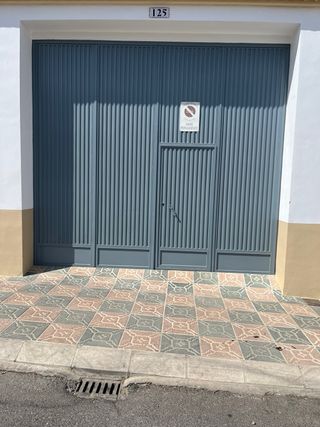Puertas de cochera 3,99m x 3,59m
opcional de envío