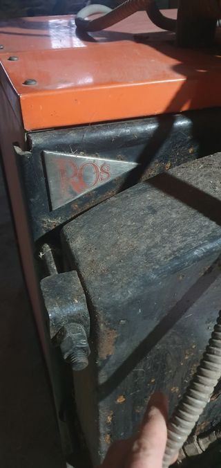 Caldera gasóleo Ross negra/naranja