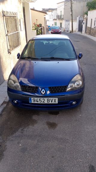 Renault Clio 2002