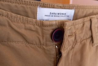 Pantalón chino Zara beige