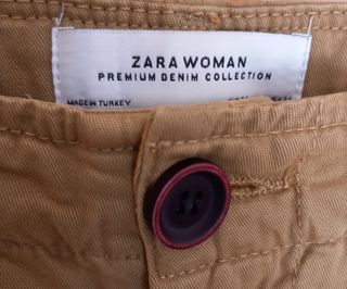 Pantalón chino Zara beige