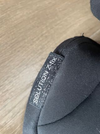 Silla Cybex Solution Z-Fix + protector de asiento