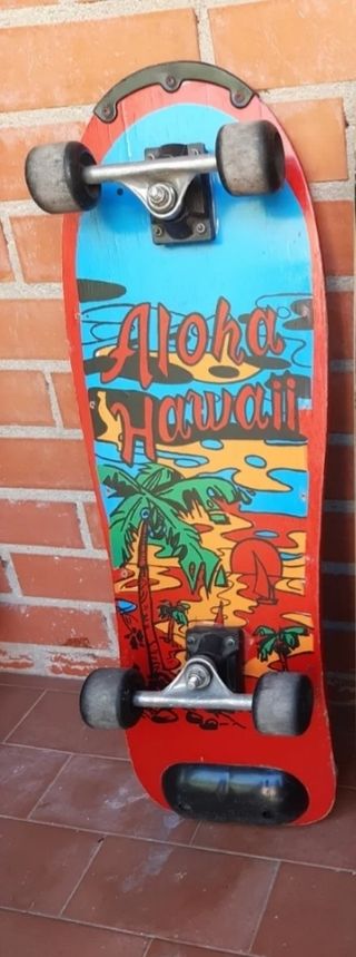 Tabla de skate diseño llamativo