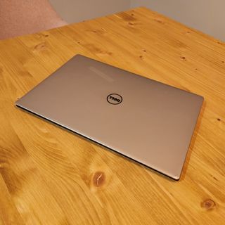 Computer portatile touchscreen Dell XPS 13 9350 da 8 GB RAM 256 GB SSD