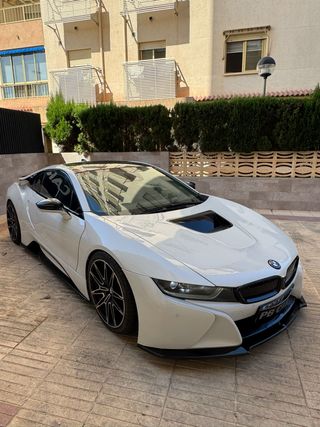 BMW i8 2015