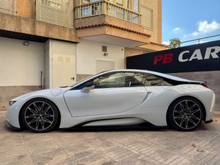 BMW i8 2015
