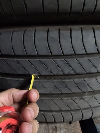 Michelin Primacy 225/45 R27 2024