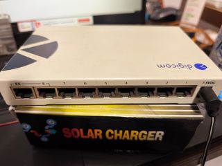 Mini Hub Digicom 10/100 8 Porte