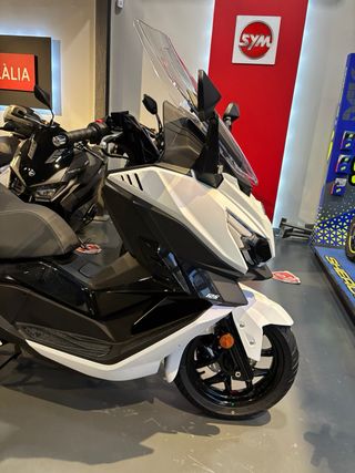 SYM Cruisym 125 ALPHA TCS Carnet A1 o Coche