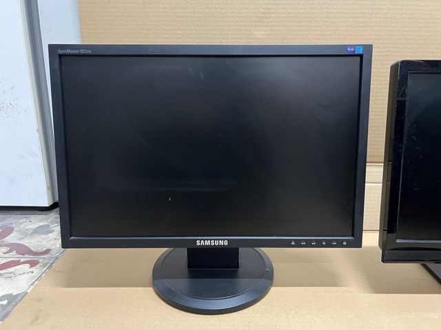 Lote 5 Monitores TFT 19 Negro