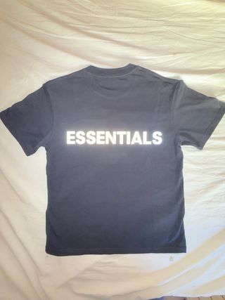 Camiseta Essentials Fear of God negra
