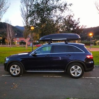 Cofre portaequipaje Mercedes Benz negro Brillante