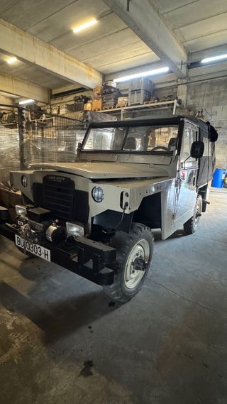 Land Rover Santana 1977