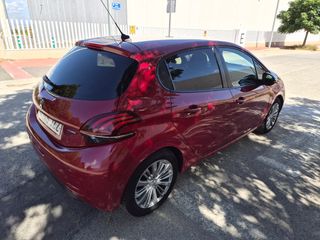Peugeot 208 2017