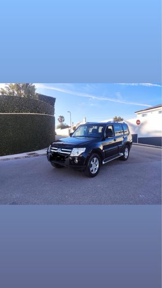 Mitsubishi Pajero 2012