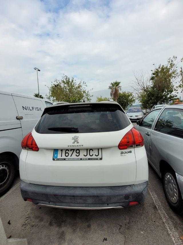 Peugeot 2008 hdi