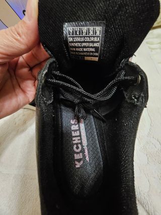 Zapatillas Skechers Negras
