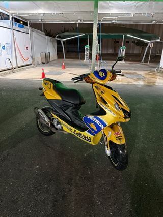 Yamaha Aerox 49cc Amarilla